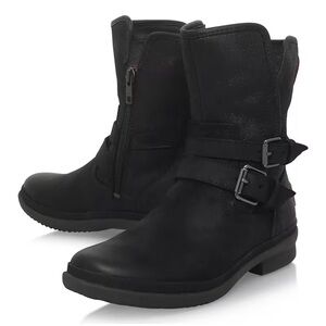 UGG Size 8.5/9 Simmens Boot - Women's